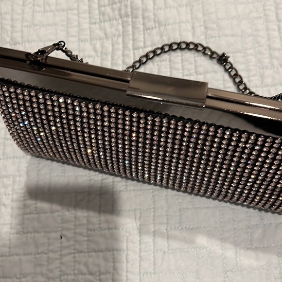 Crystal embellished evening bag with black satin back and short black chain - Picture 4 of 5
